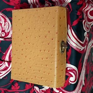 ❤️VINTAGE GENUINE TAN OSTRICH JEWELRY CASE BY KING LEATHER COMPANY